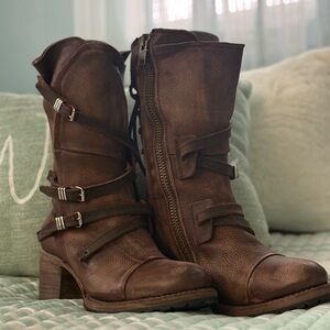 Freebird Cora boot.